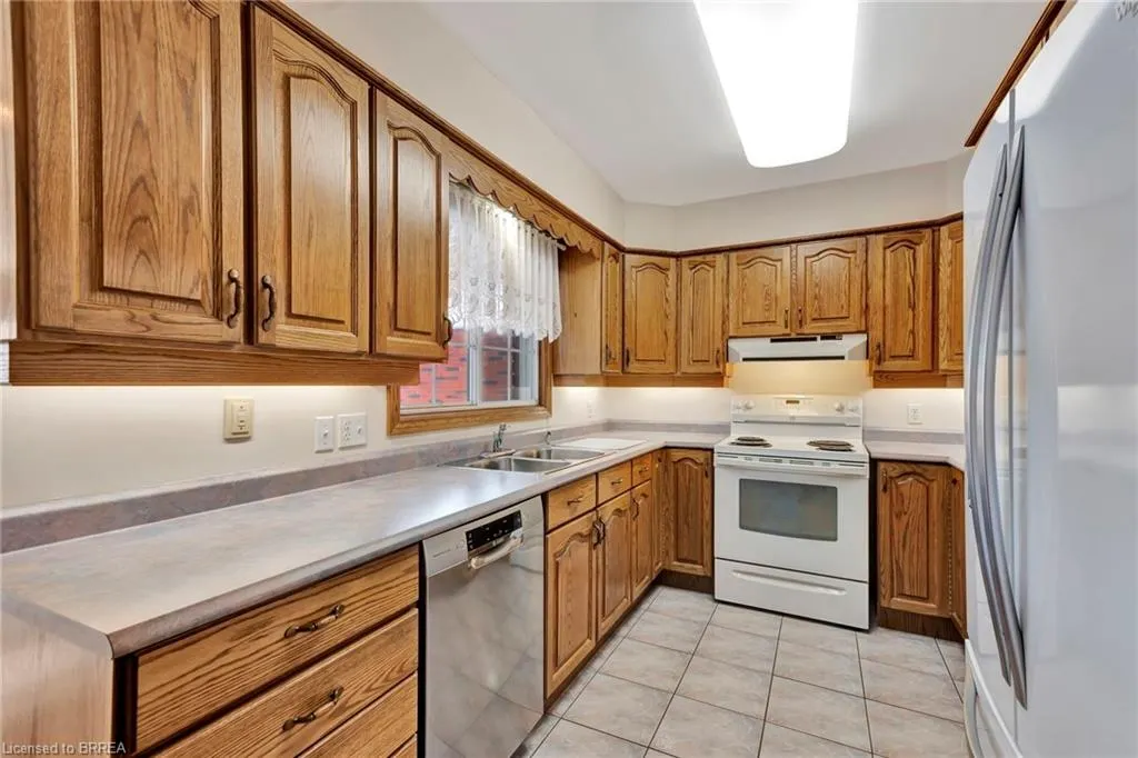 570 West Street, #23
