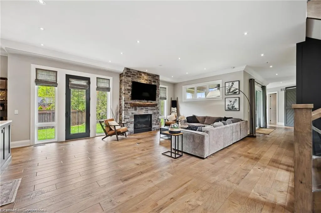 1247 Wood Place