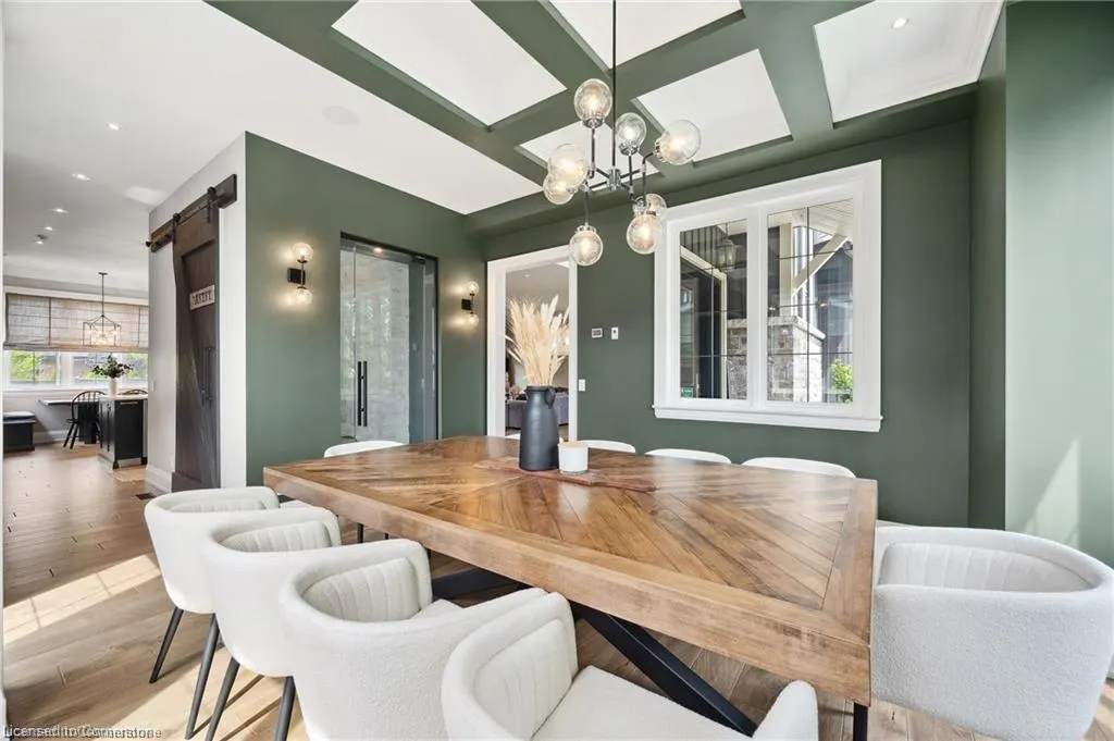 1247 Wood Place