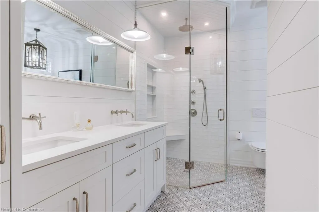 61 Lake Street, #9