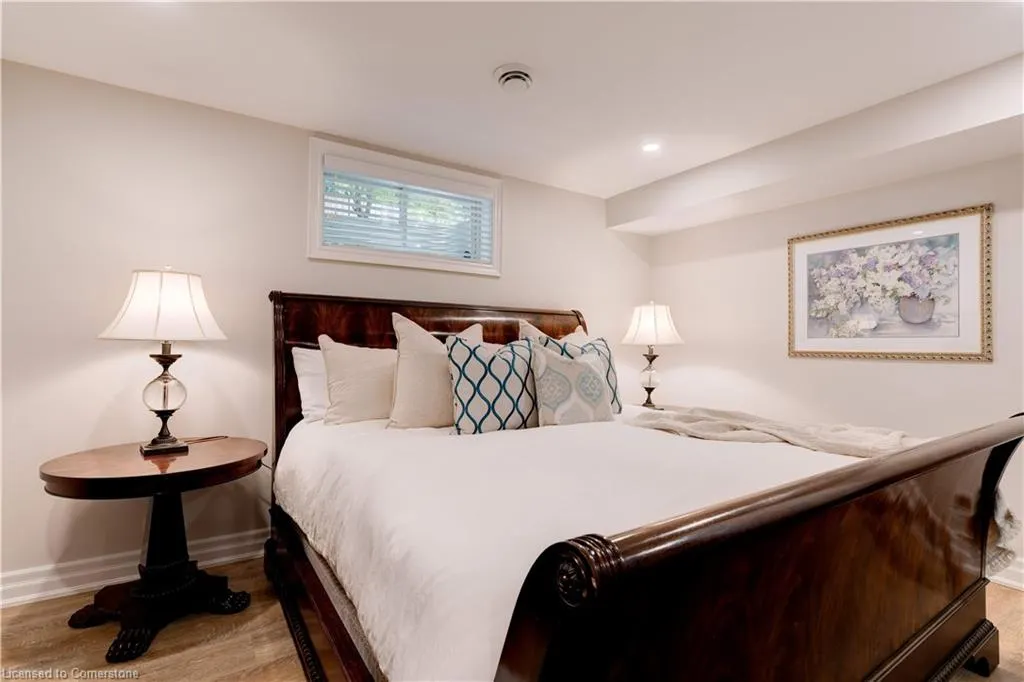 61 Lake Street, #9