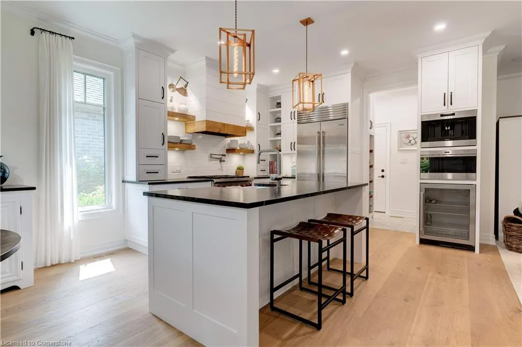 61 Lake Street, #9