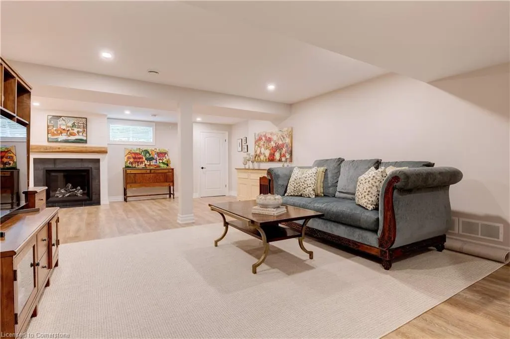 61 Lake Street, #9