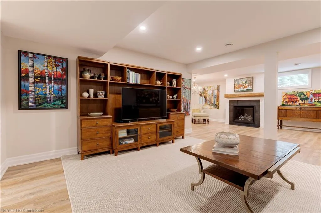 61 Lake Street, #9
