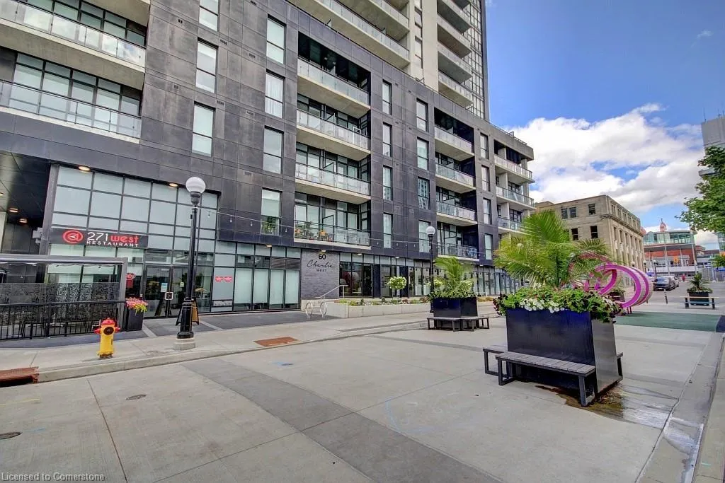 60 Charles Street W, #1805