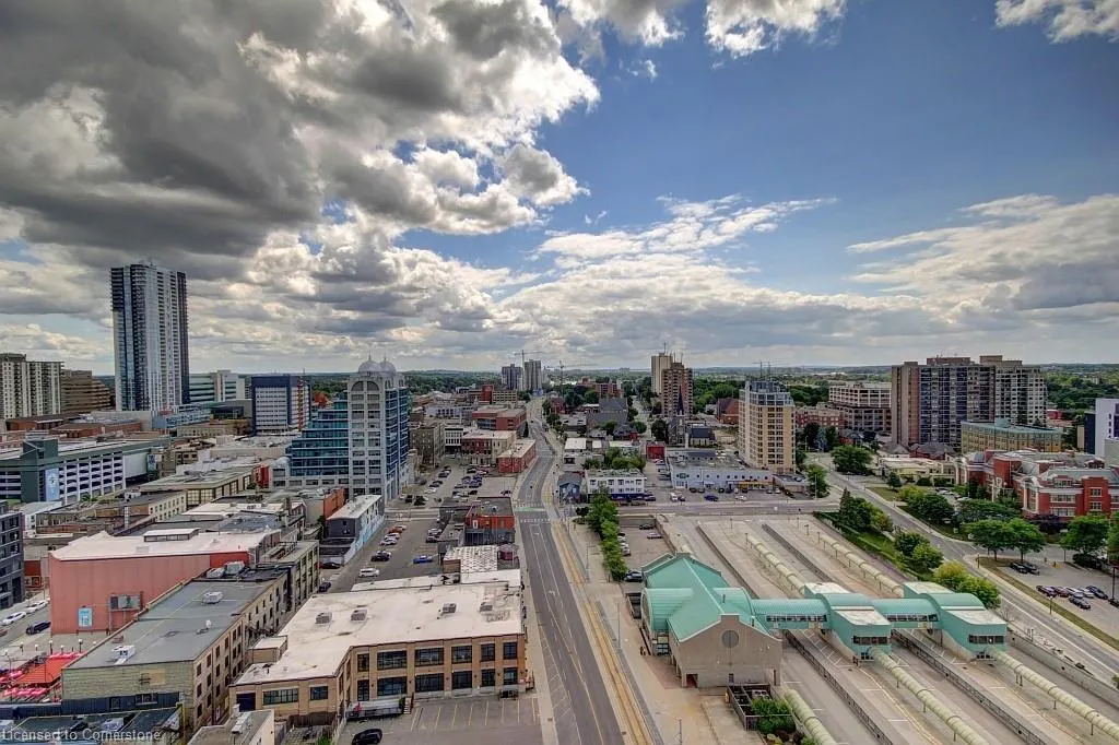 60 Charles Street W, #1805