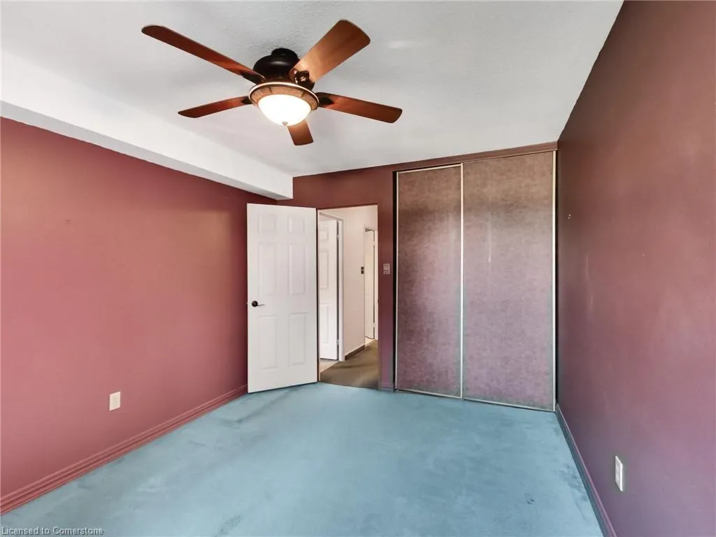 500 Green Road, #203