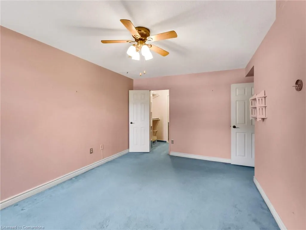 500 Green Road, #203