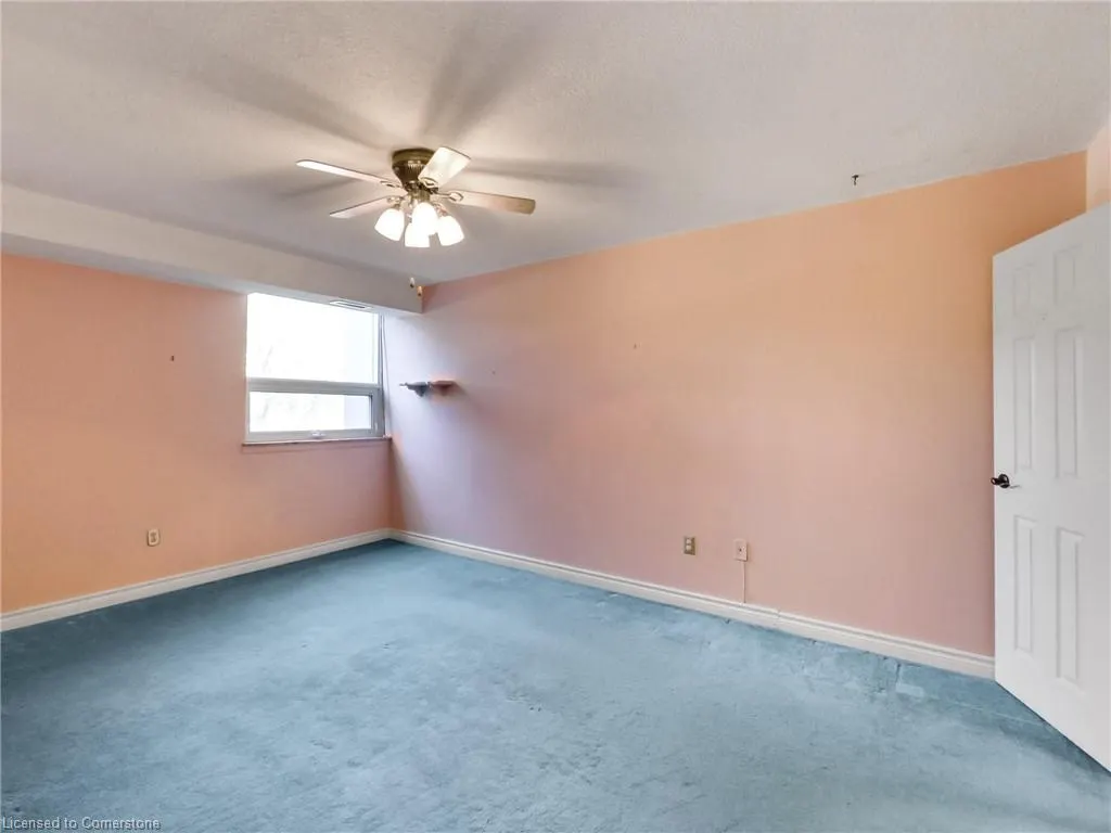 500 Green Road, #203