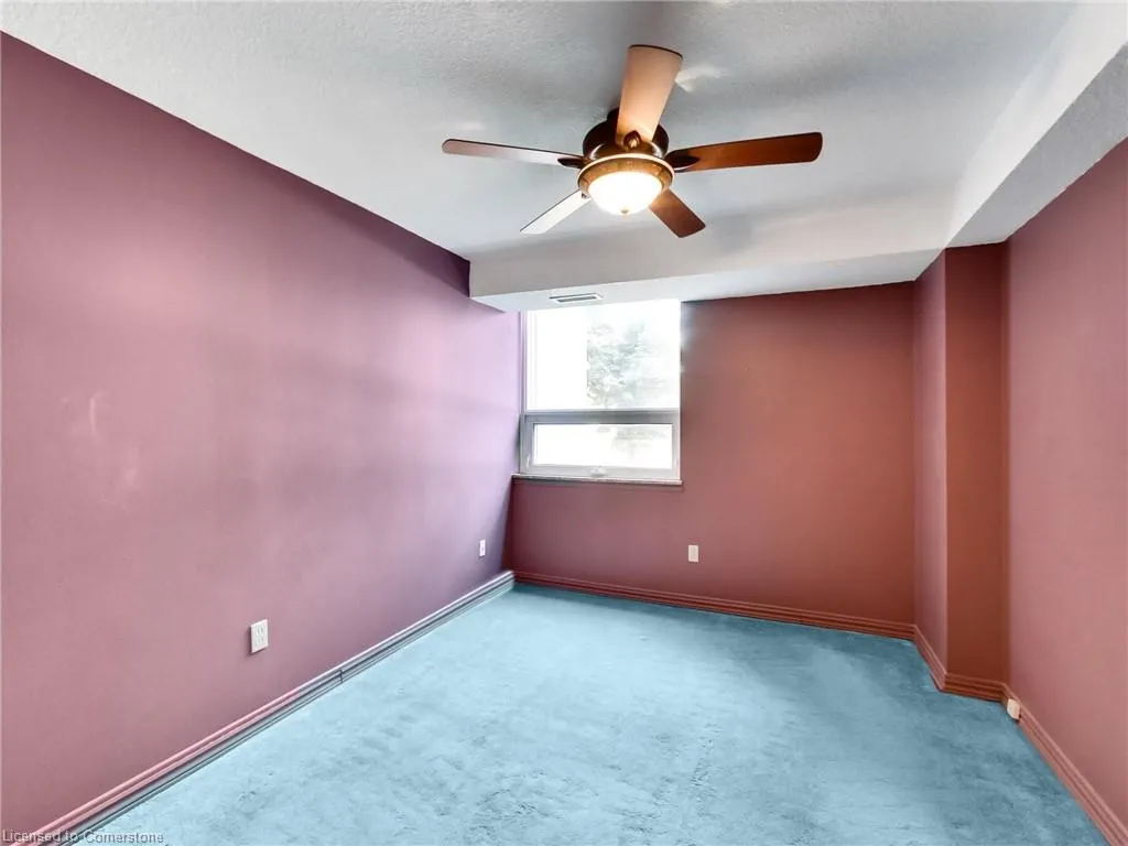 500 Green Road, #203