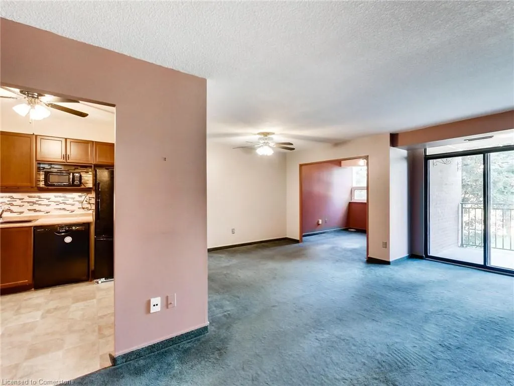 500 Green Road, #203