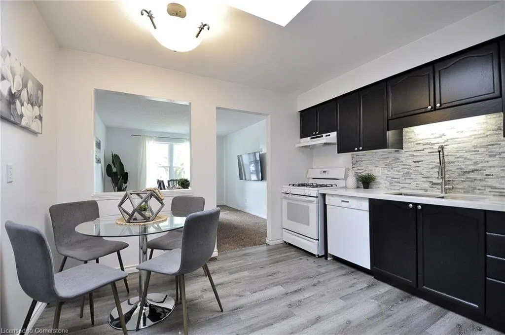 111 Carmine Crescent