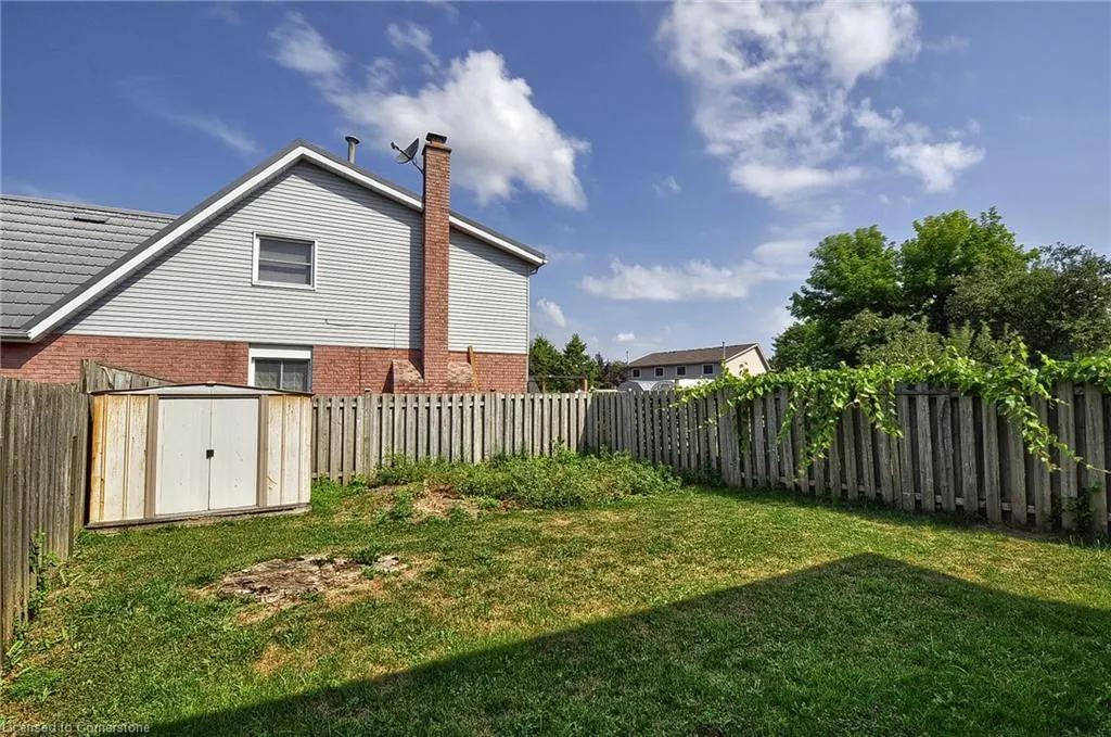 111 Carmine Crescent