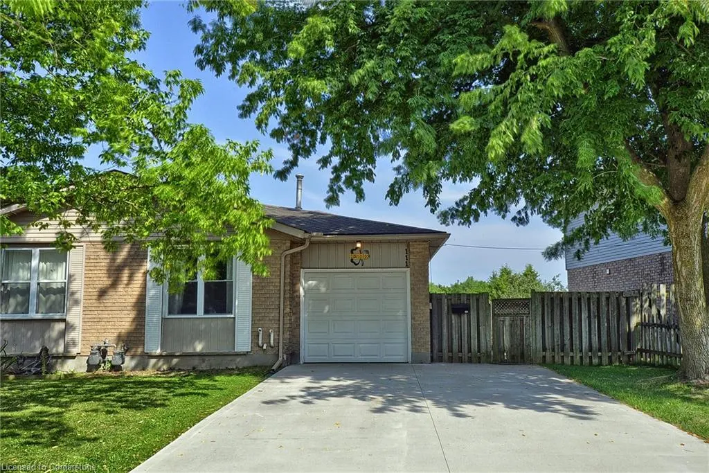 111 Carmine Crescent