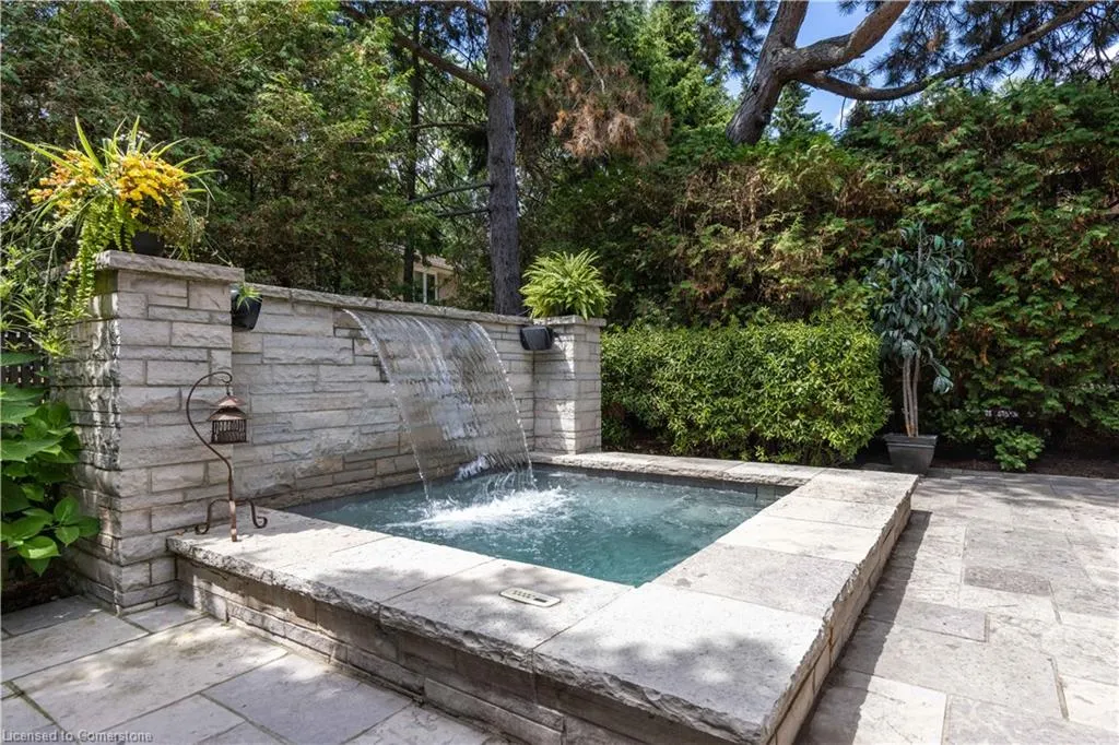 56 Cameo Street