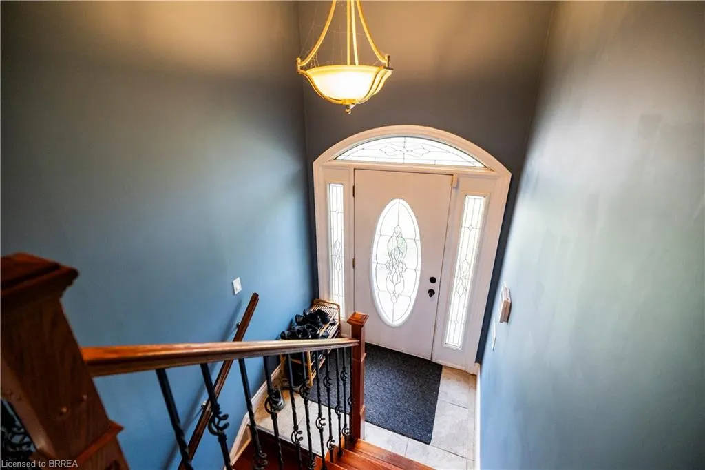 10 Garden Crescent