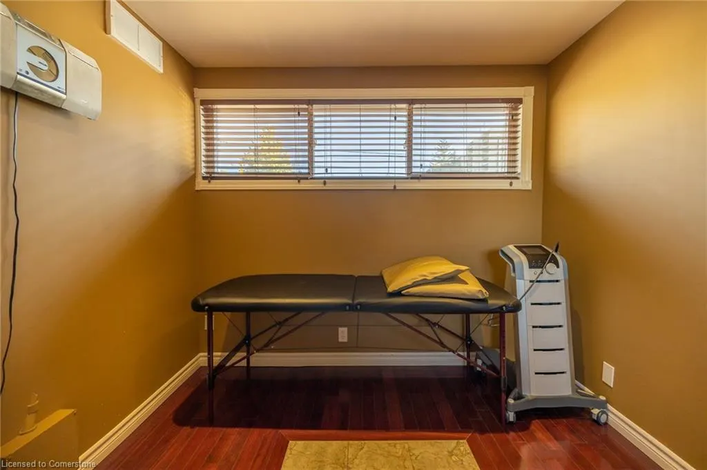11 Belmont Avenue W
