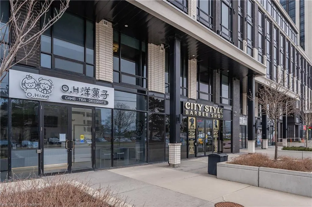 330 Phillip Street S, #T1-1901
