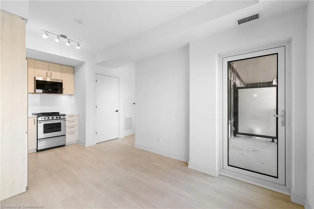 8010 Derry Road, #1009