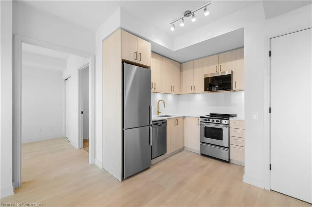 8010 Derry Road, #1009