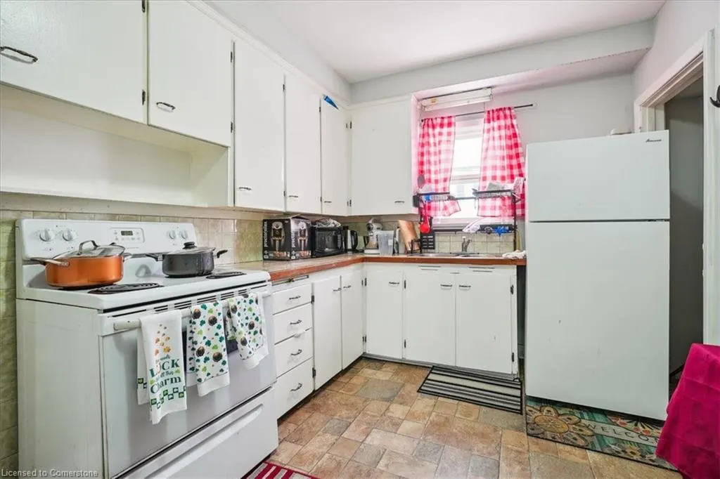 63 Pelham Road