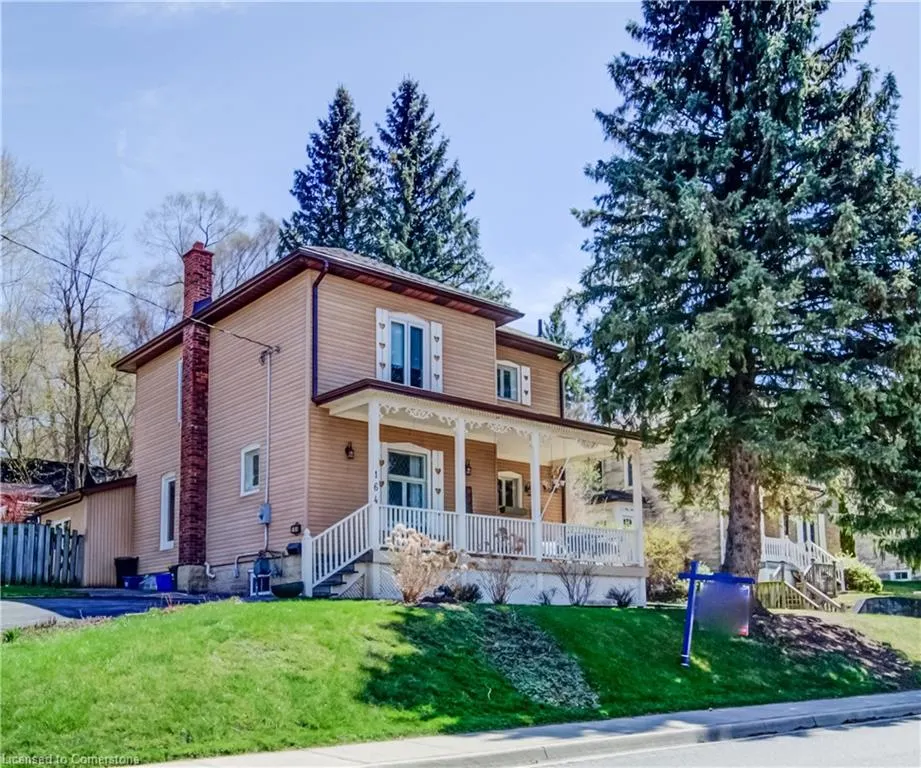 164 Queen Street E