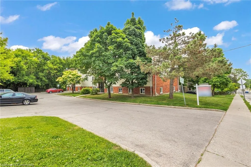 119 Cedar Street S, #7