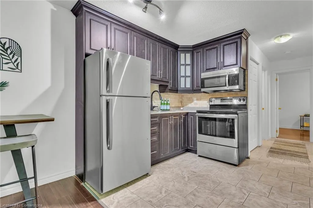 119 Cedar Street S, #7
