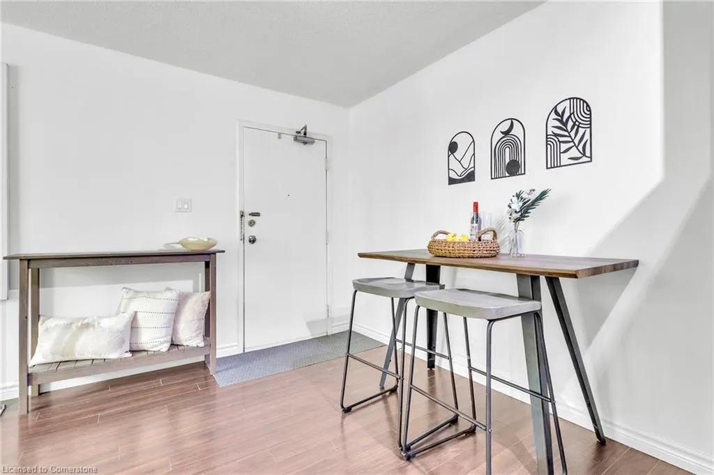 119 Cedar Street S, #7