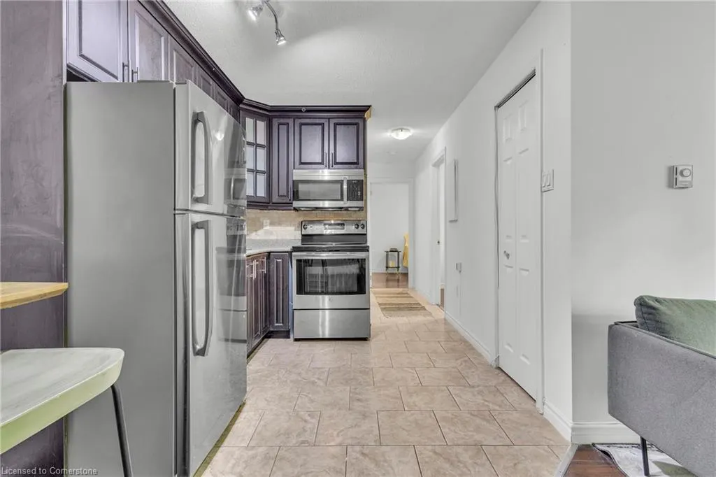 119 Cedar Street S, #7