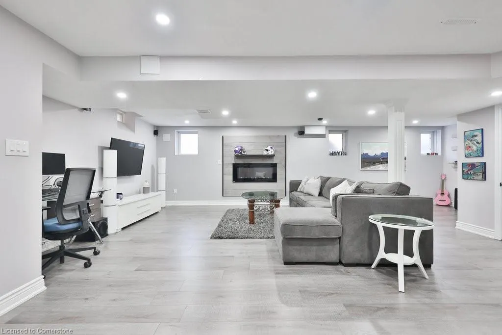 4272 Vivaldi Road