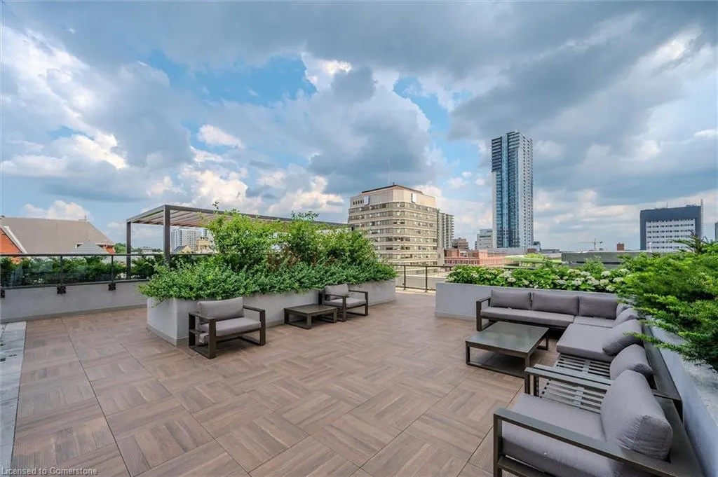 55 Duke Street, #323