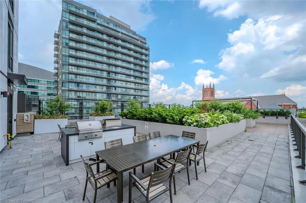55 Duke Street, #323