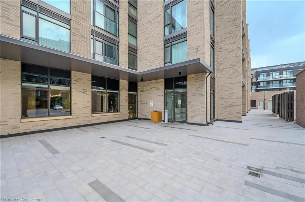 55 Duke Street, #323