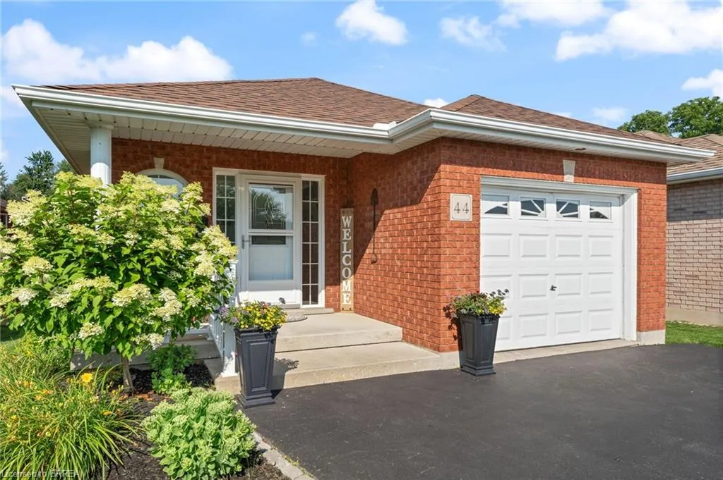 44 Macpherson Drive