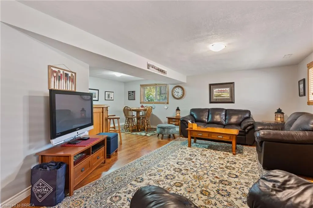 44 Macpherson Drive
