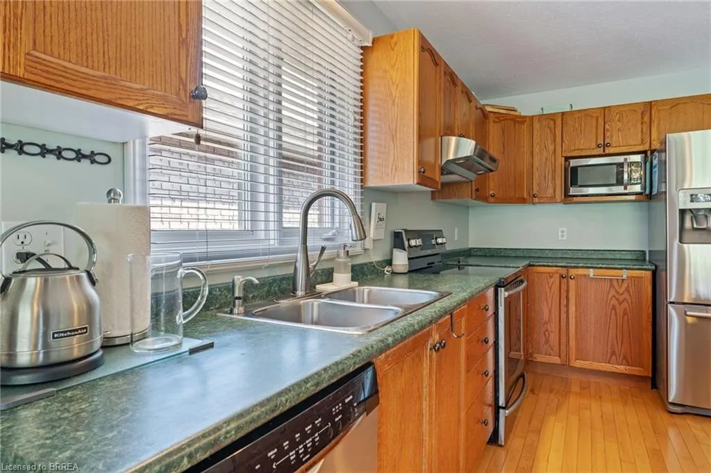 44 Macpherson Drive