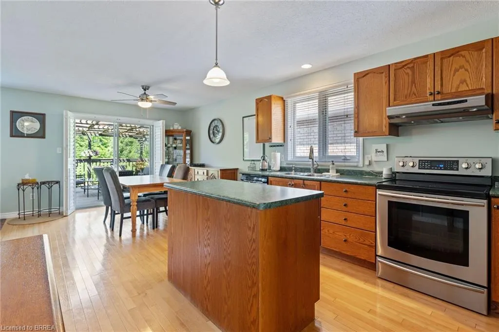 44 Macpherson Drive
