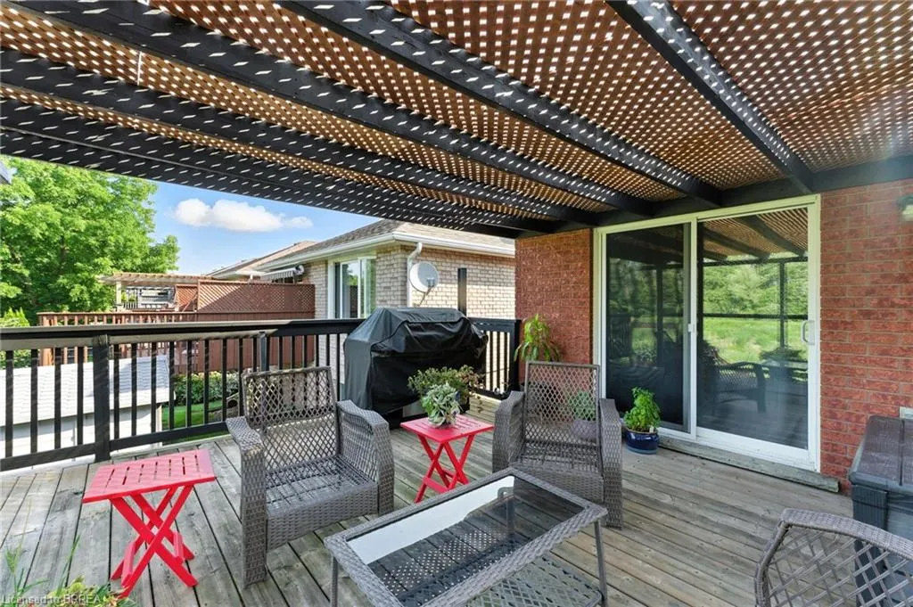44 Macpherson Drive