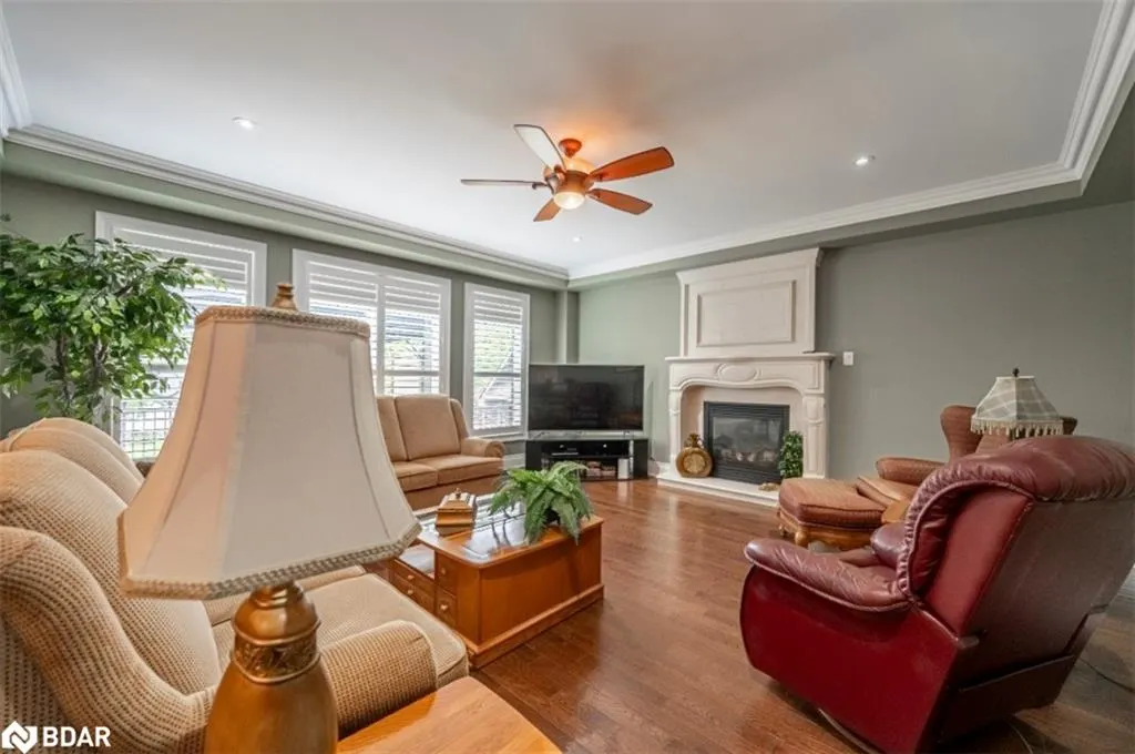 31 Plunkett Court