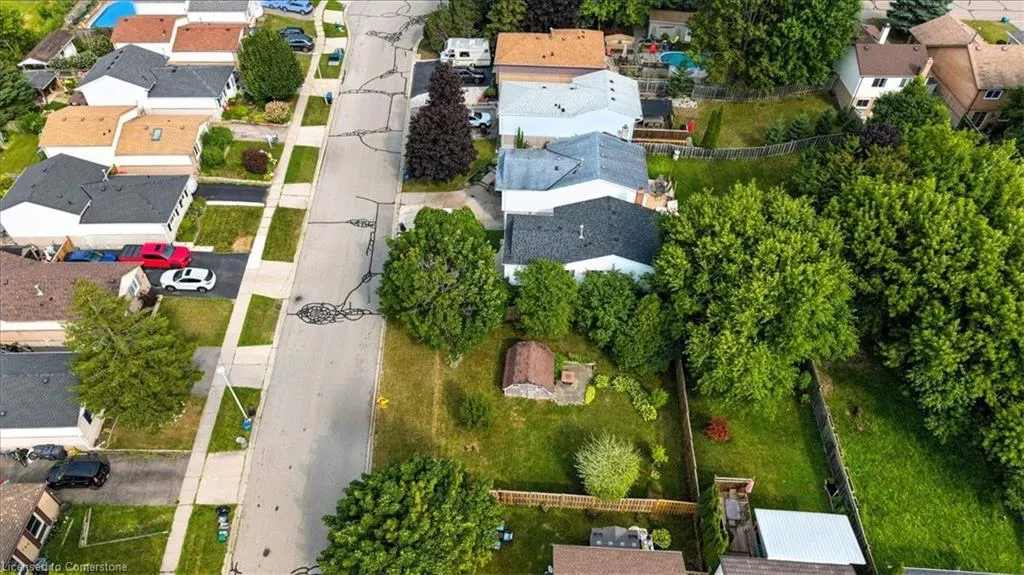 71 Bradbury Crescent