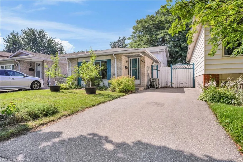 446 Drummerhill Crescent