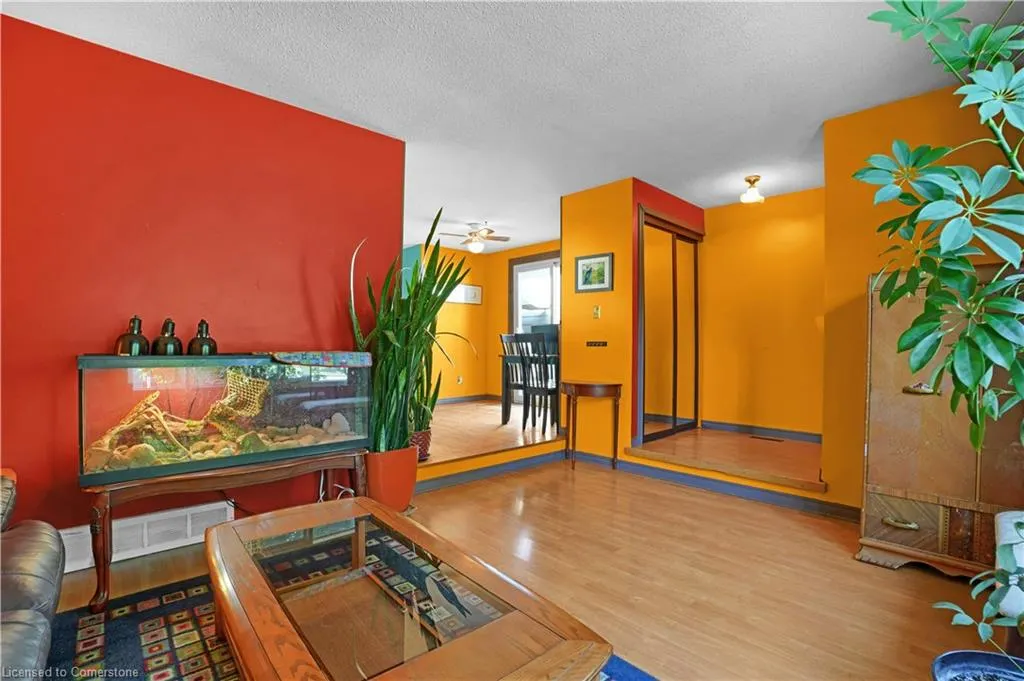 446 Drummerhill Crescent