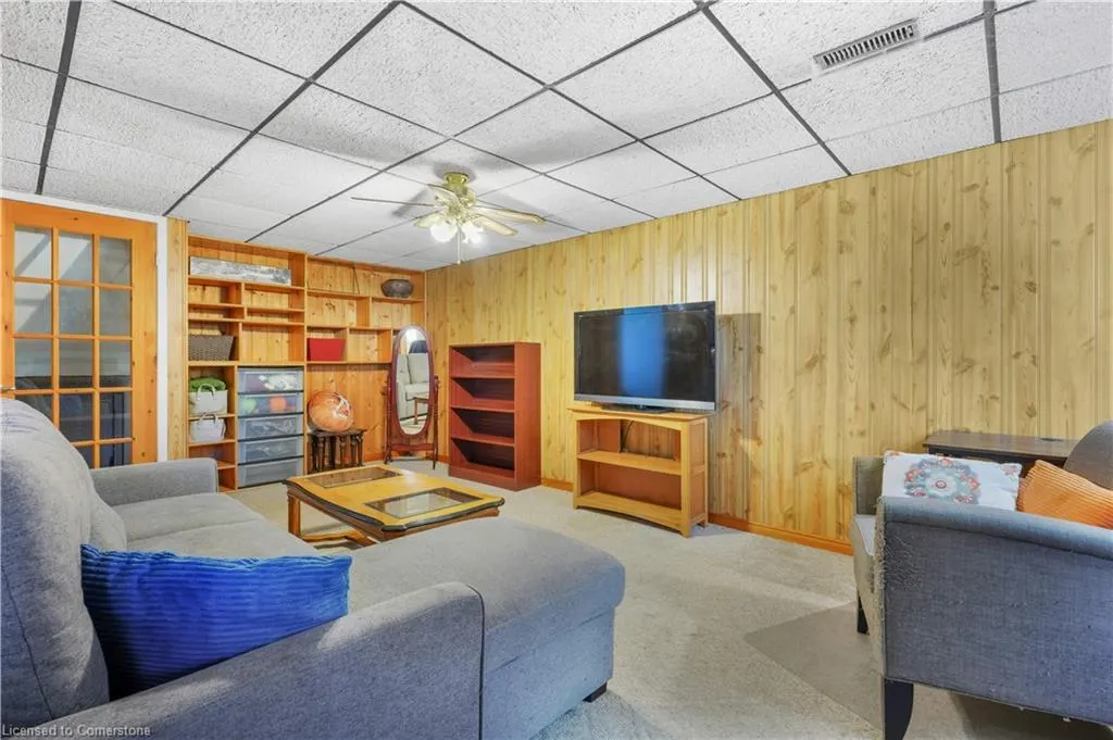 446 Drummerhill Crescent