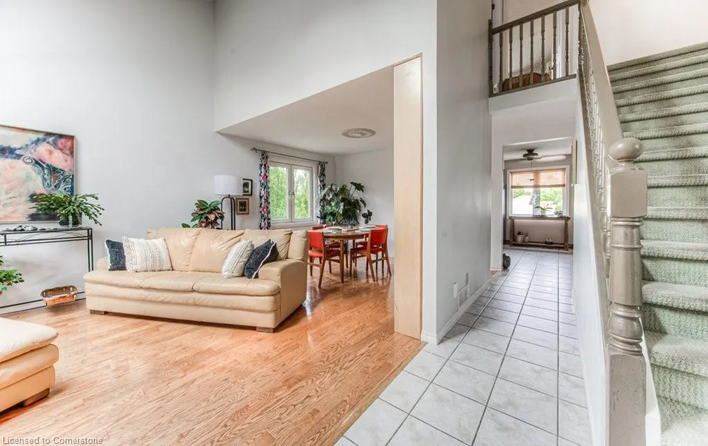 482 Appledale Crescent