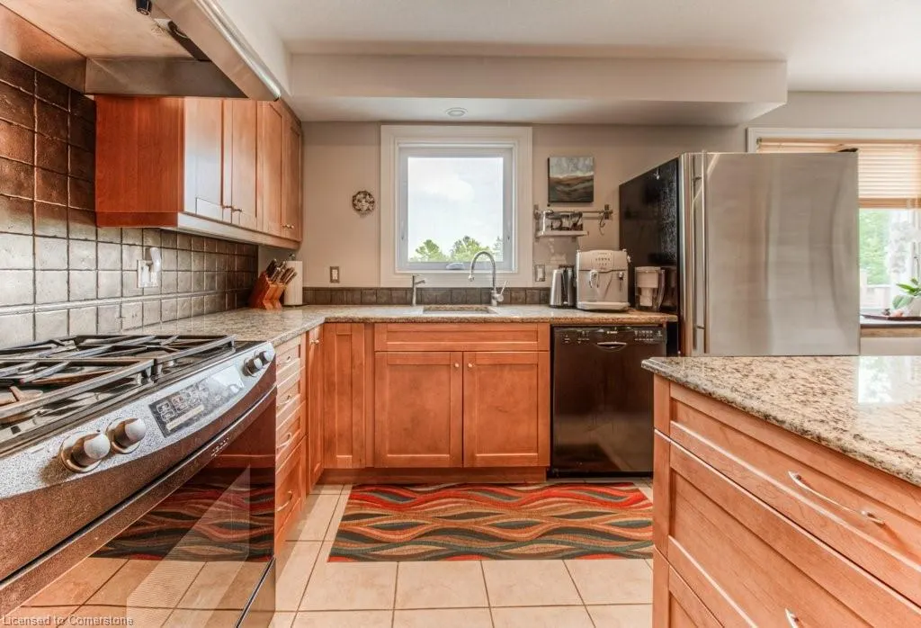 482 Appledale Crescent