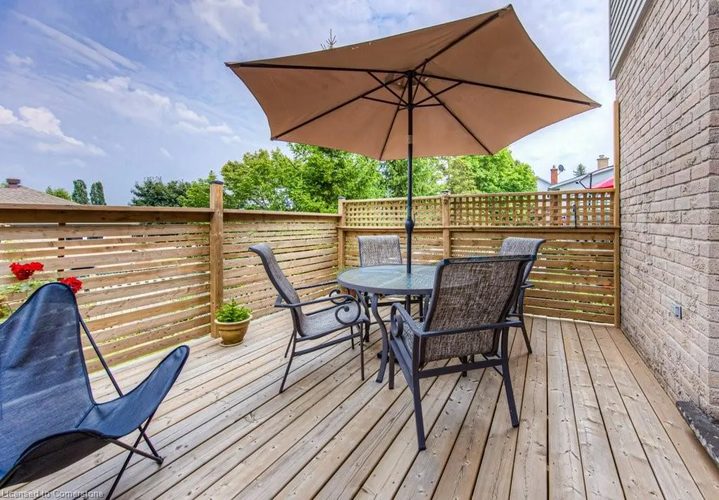 482 Appledale Crescent