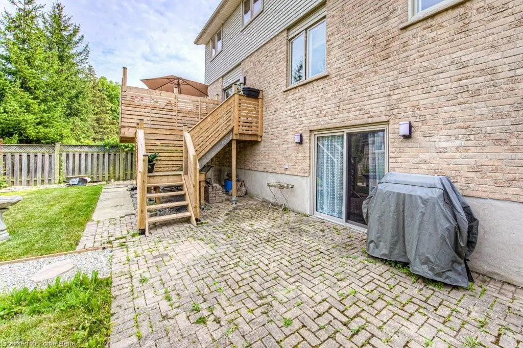 482 Appledale Crescent