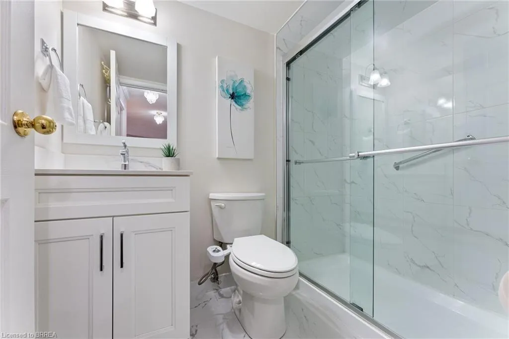 9 Bonheur Court, #212
