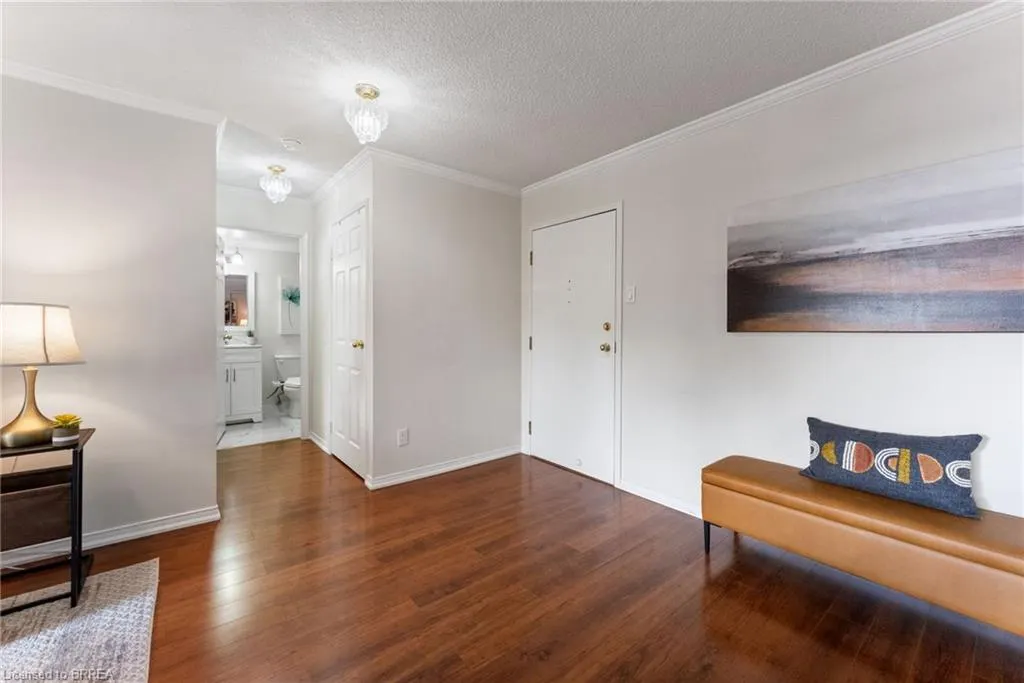 9 Bonheur Court, #212